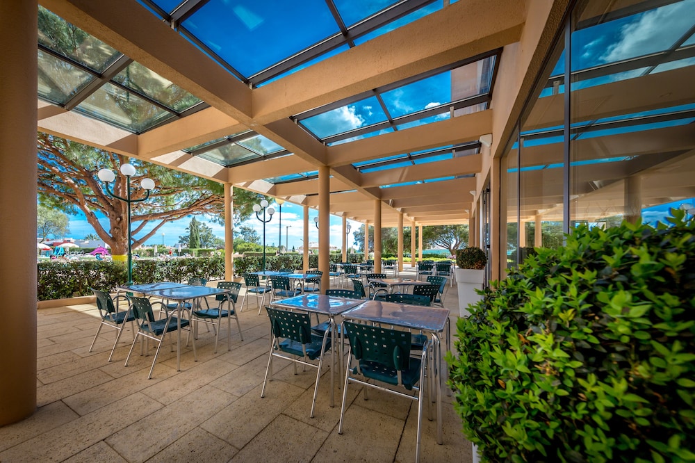 Vila Gale Atlantico Resort Hotel — Restaurant & bars in Albufeira, Faro