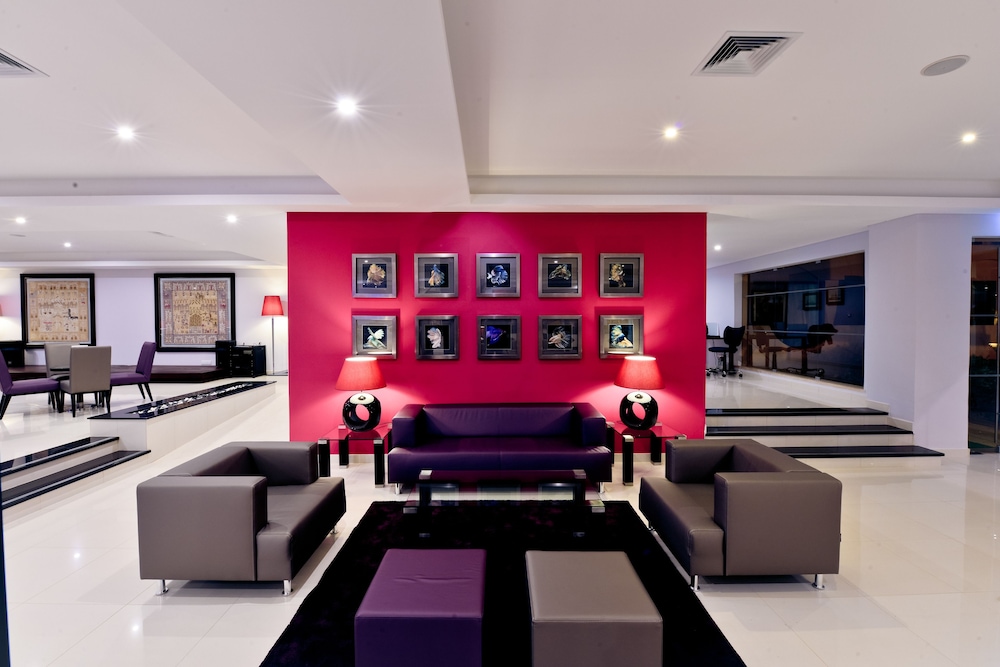 Vila Gale Atlantico Resort Hotel — Hotel building in Albufeira, Faro