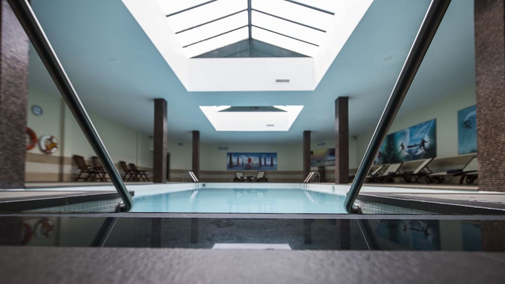 Vila Gale Atlantico Resort Hotel — Swimming pool in Albufeira, Faro