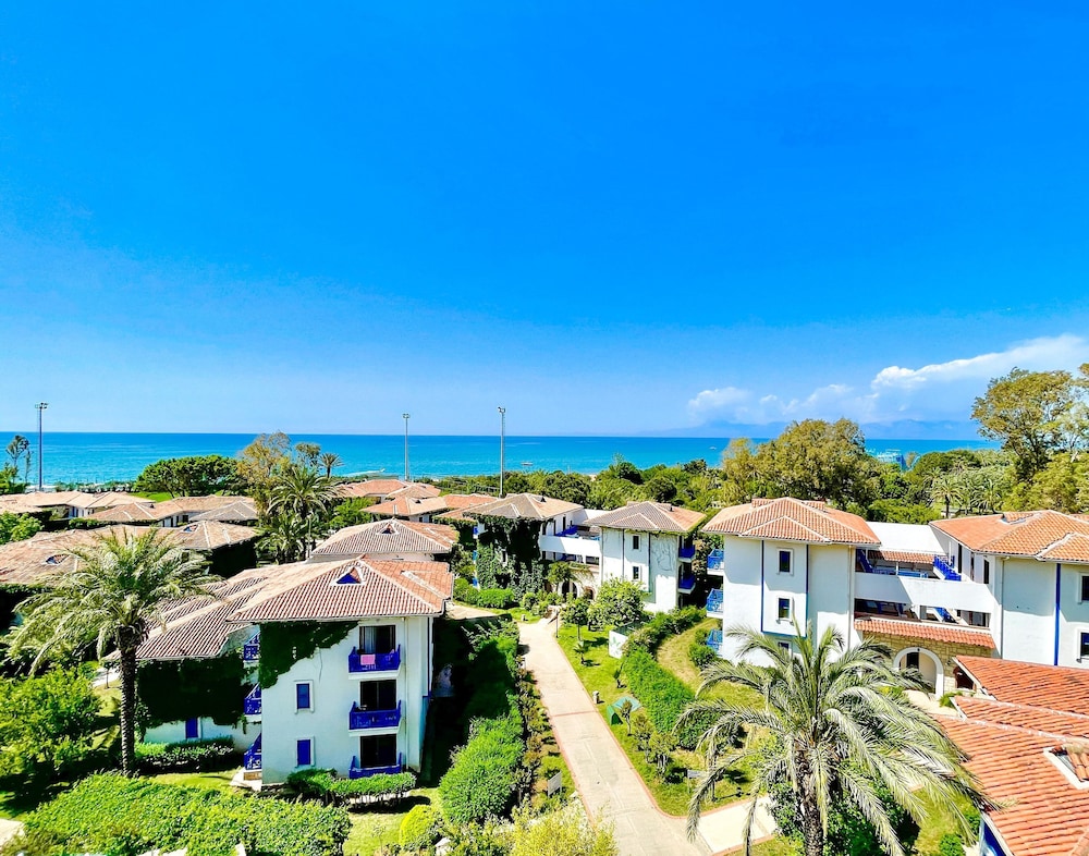 Belconti Resort Hotel - All Inclusive — Outdoor in Belek