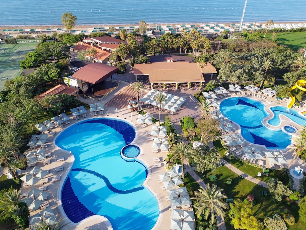 Belconti Resort Hotel - All Inclusive — Pool in Belek