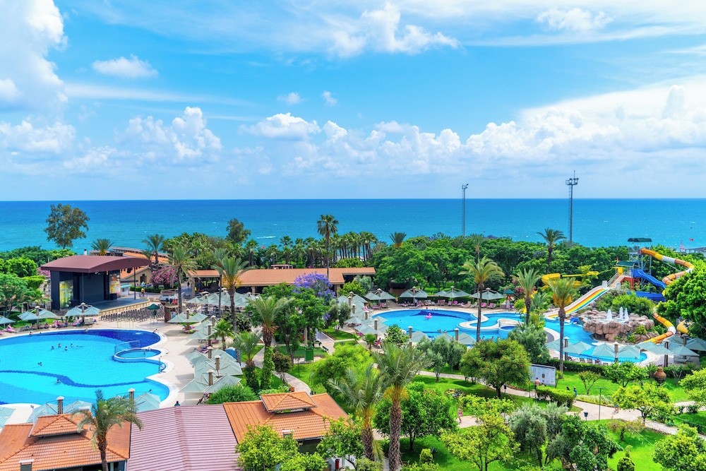 Belconti Resort Hotel - All Inclusive — Outdoor in Belek