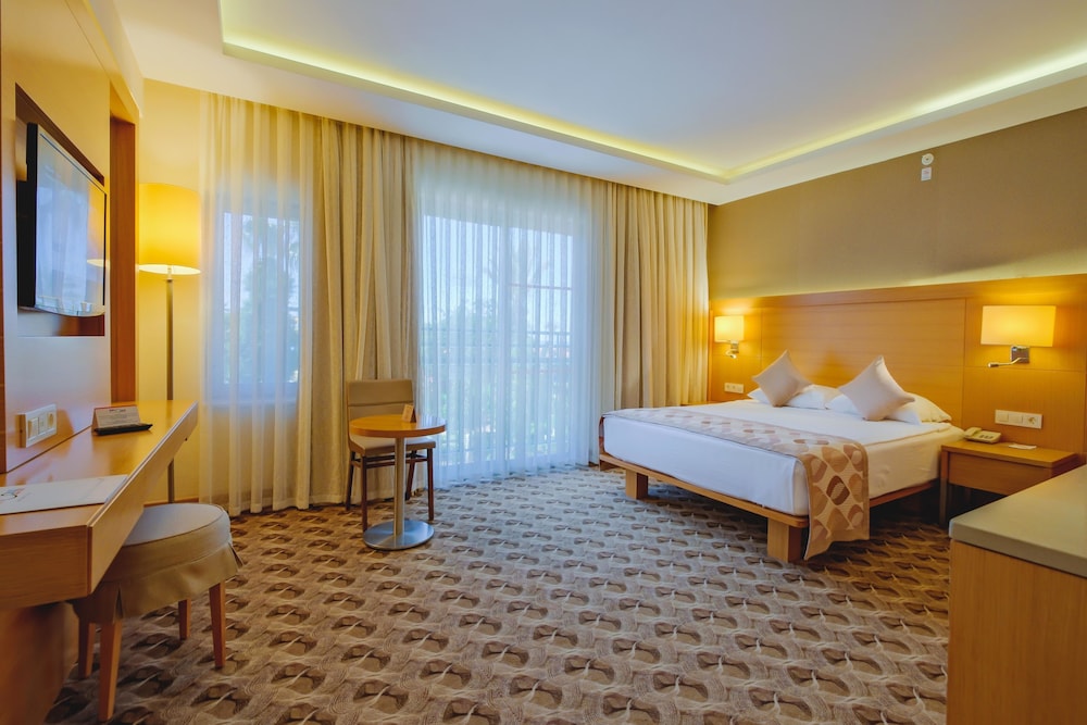 Belconti Resort Hotel - All Inclusive — Rooms in Belek