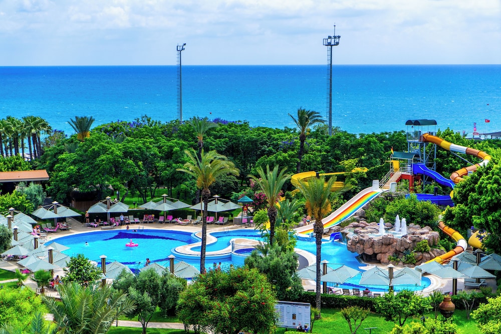 Belconti Resort Hotel - All Inclusive — Outdoor in Belek