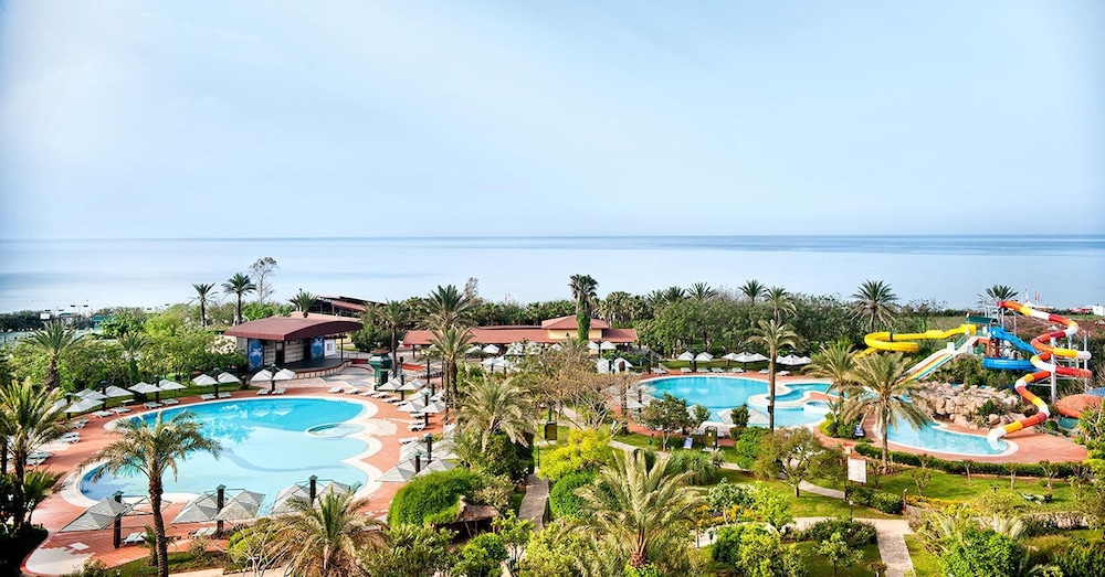 Belconti Resort Hotel - All Inclusive — Pool in Belek