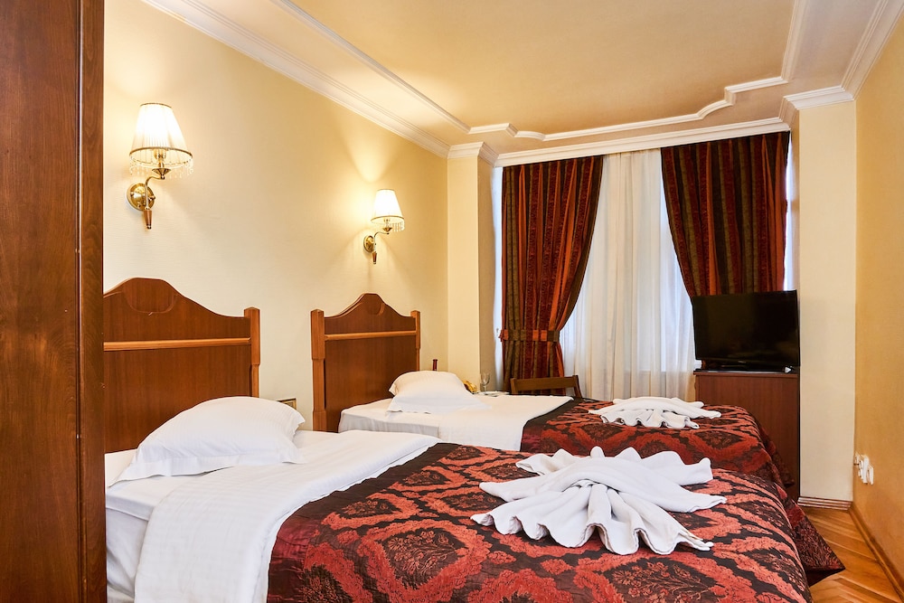 Amber Hotel - Special Class — Hotel rooms in Istanbul, Istanbul