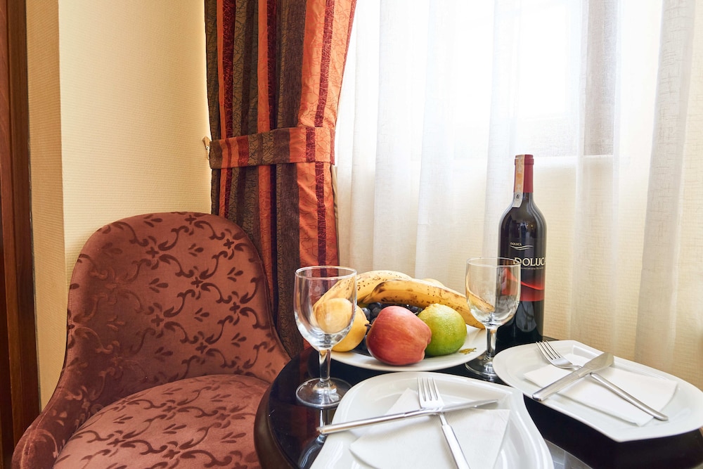 Amber Hotel - Special Class — Hotel rooms in Istanbul, Istanbul