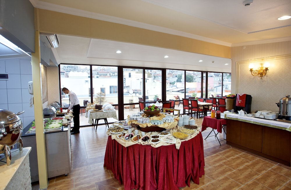 Amber Hotel - Special Class — Restaurant & bars in Istanbul, Istanbul