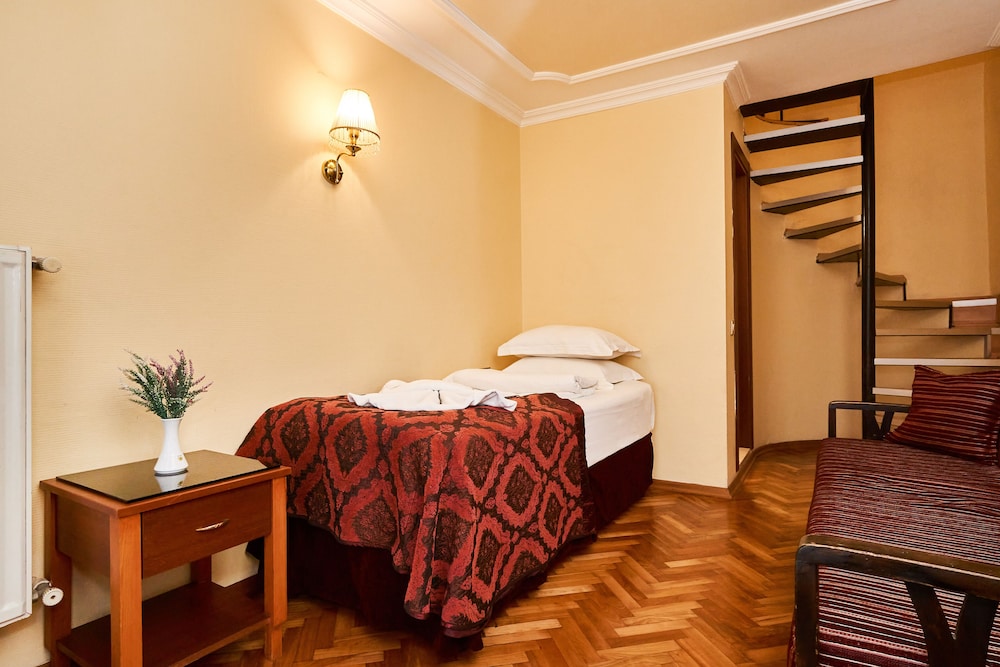 Amber Hotel - Special Class — Hotel rooms in Istanbul, Istanbul