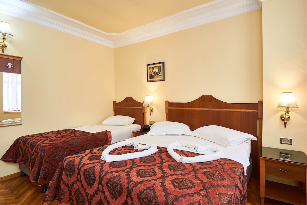 Amber Hotel - Special Class — Hotel rooms in Istanbul, Istanbul