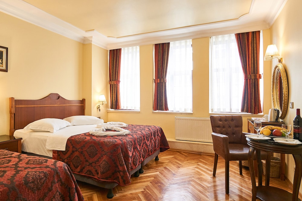 Amber Hotel - Special Class — Hotel rooms in Istanbul, Istanbul