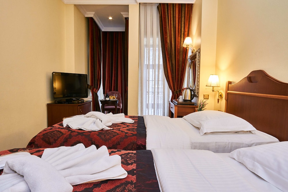 Amber Hotel - Special Class — Hotel rooms in Istanbul, Istanbul
