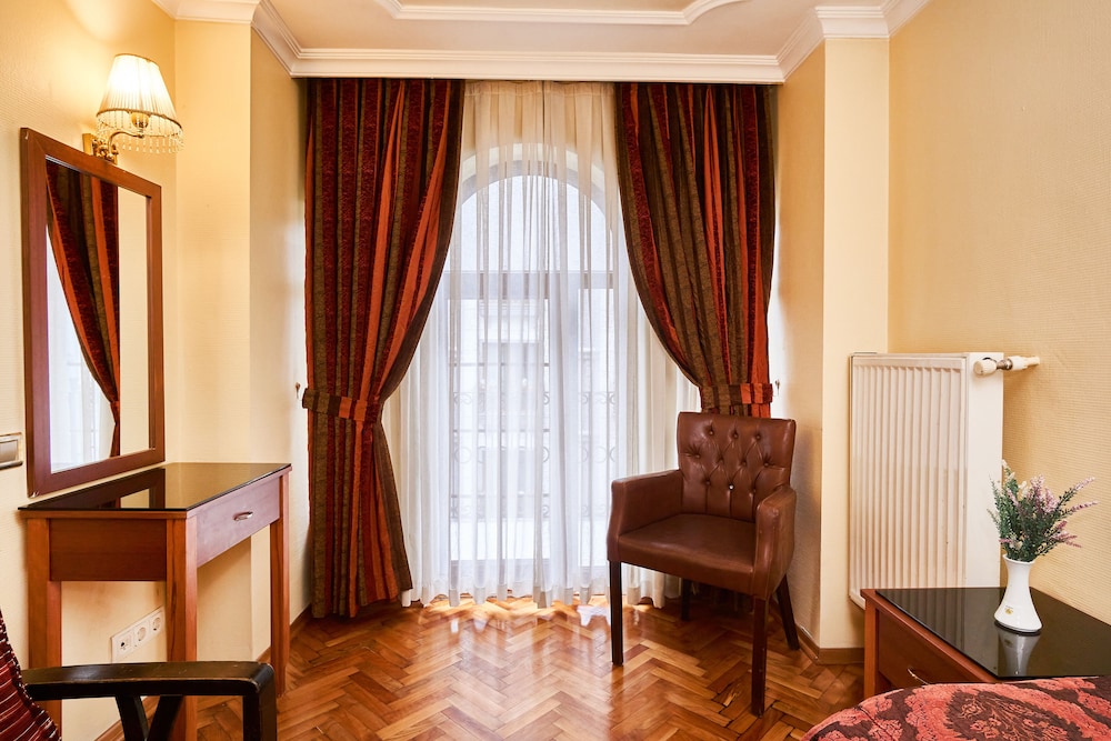 Amber Hotel - Special Class — Hotel rooms in Istanbul, Istanbul
