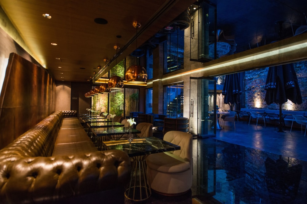 Hotel Saint Sophia — Restaurant & bars in Istanbul, Istanbul