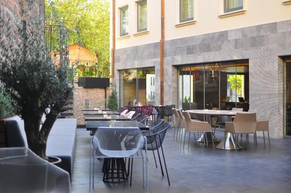 Hotel Saint Sophia — Restaurant & bars in Istanbul, Istanbul