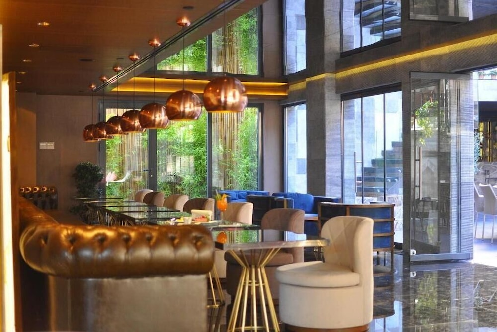 Hotel Saint Sophia — Restaurant & bars in Istanbul, Istanbul
