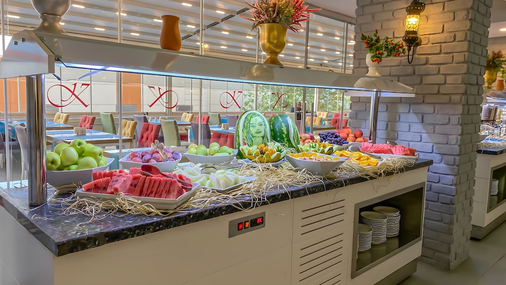 Best Western Plus Khan Hotel — Restaurant & bars in Antalya