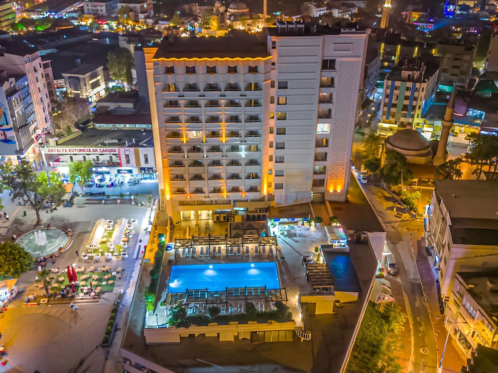 Best Western Plus Khan Hotel — Hotel building in Antalya