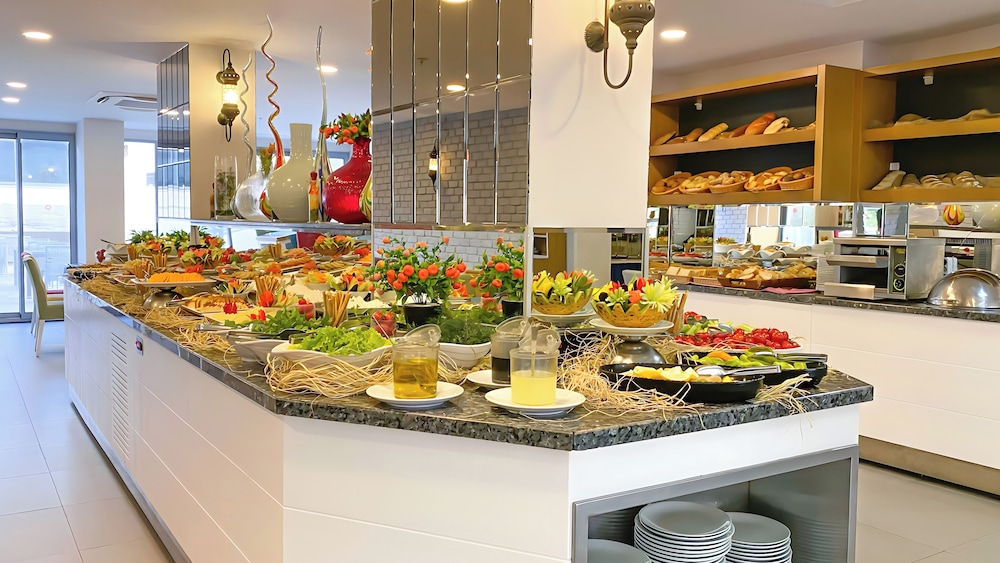 Best Western Plus Khan Hotel — Restaurant & bars in Antalya