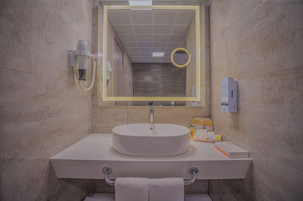 Best Western Plus Khan Hotel — Hotel rooms in Antalya
