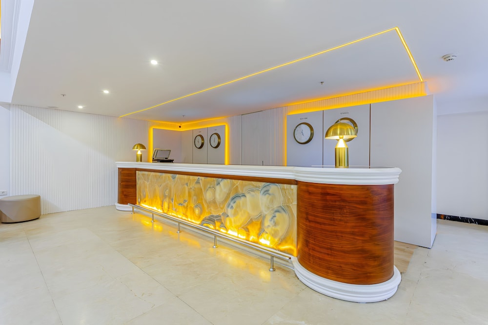 Best Western Plus Khan Hotel — Hotel building in Antalya