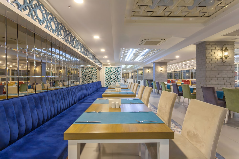 Best Western Plus Khan Hotel — Restaurant & bars in Antalya