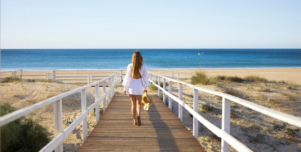 Octant Praia Verde — Beach in Altura, Faro