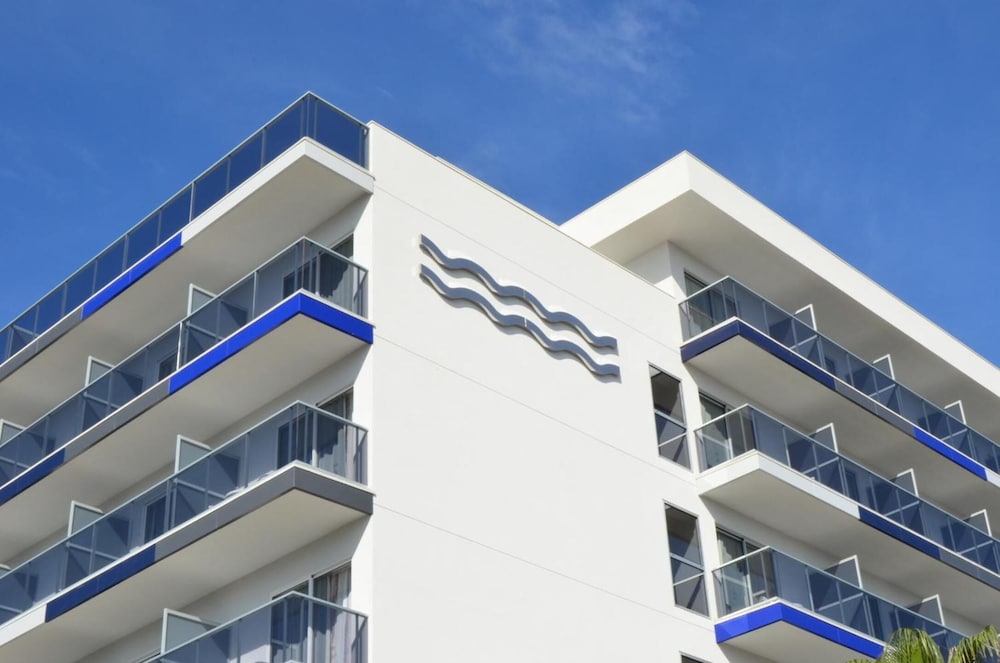 Hotel Vista Park — Hotel building in Can Picafort, Balearic Islands
