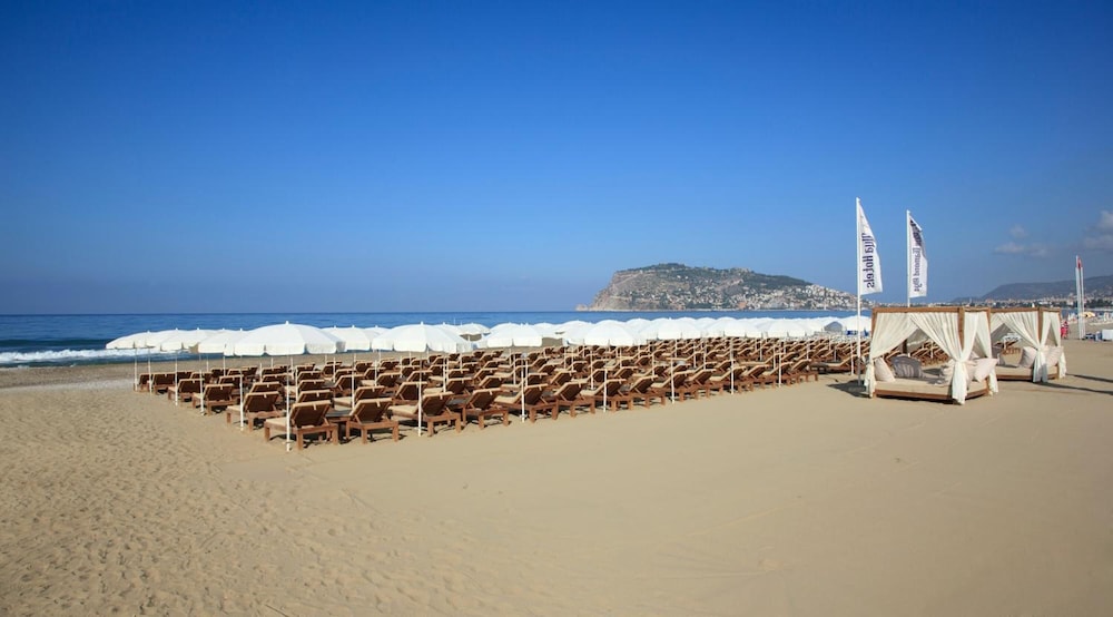 Blue Diamond Alya Hotel - All Inclusive — Beach in Alanya