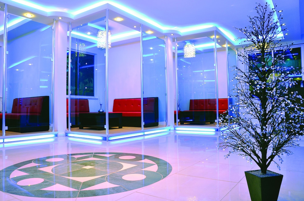 Blue Diamond Alya Hotel - All Inclusive — Restaurant & bars in Alanya