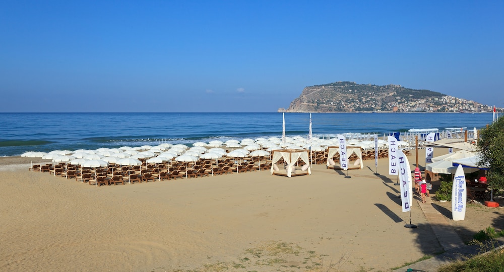 Blue Diamond Alya Hotel - All Inclusive — Beach in Alanya