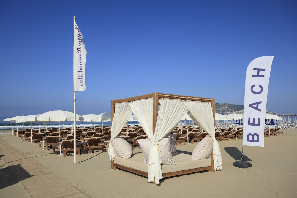 Blue Diamond Alya Hotel - All Inclusive — Beach in Alanya