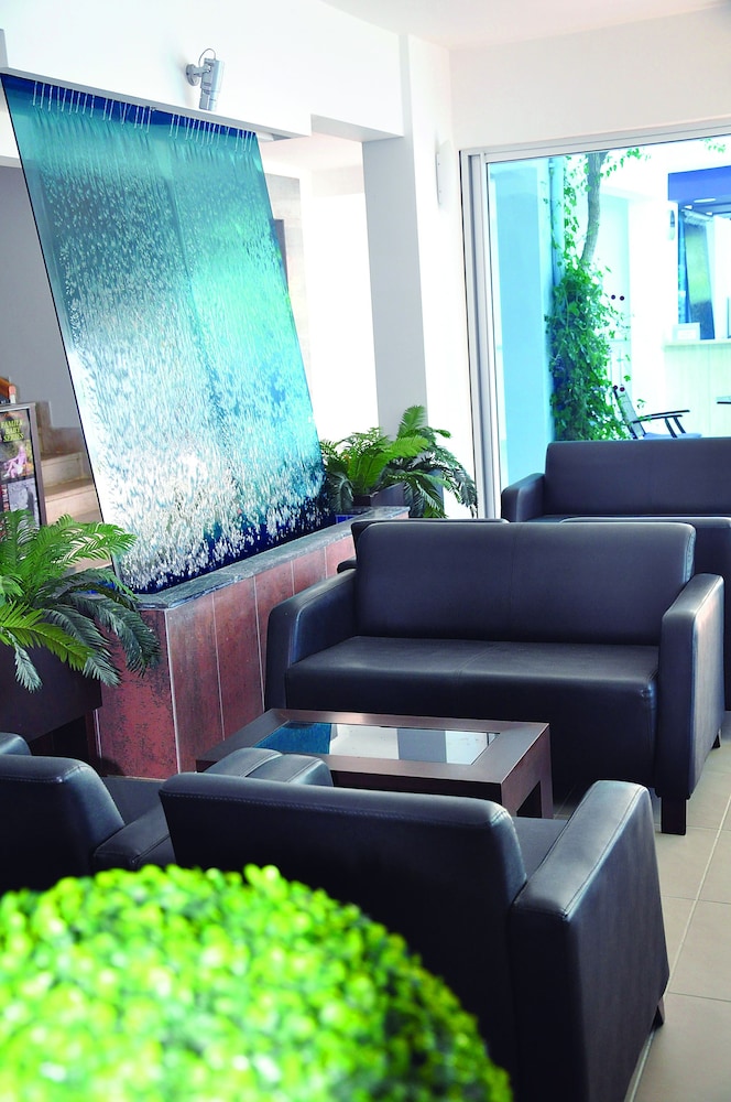 Blue Diamond Alya Hotel - All Inclusive — Hotel building in Alanya