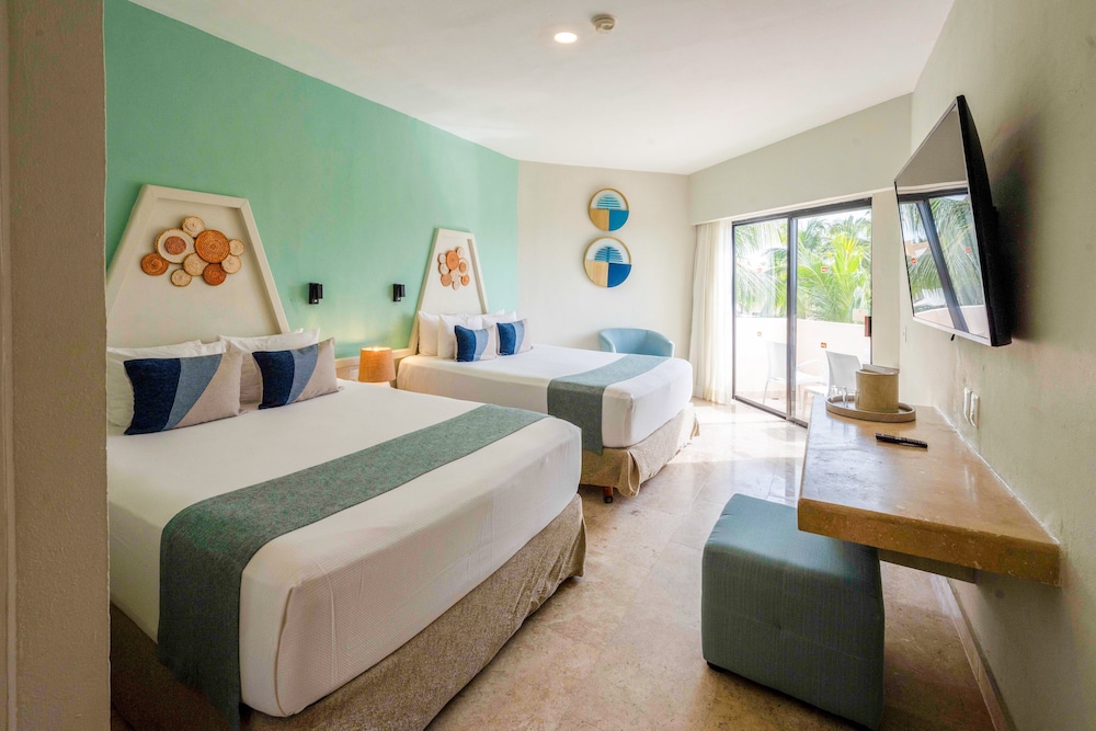 Viva Maya by Wyndham, A Trademark Resort — Hotel rooms in Playa del Carmen, Quintana Roo