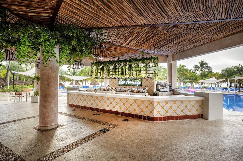 Viva Maya by Wyndham, A Trademark Resort — Restaurant & bars in Playa del Carmen, Quintana Roo