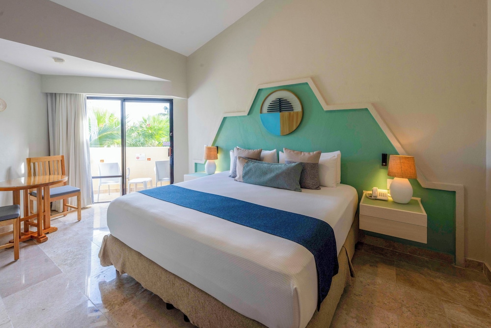 Viva Maya by Wyndham, A Trademark Resort — Hotel rooms in Playa del Carmen, Quintana Roo