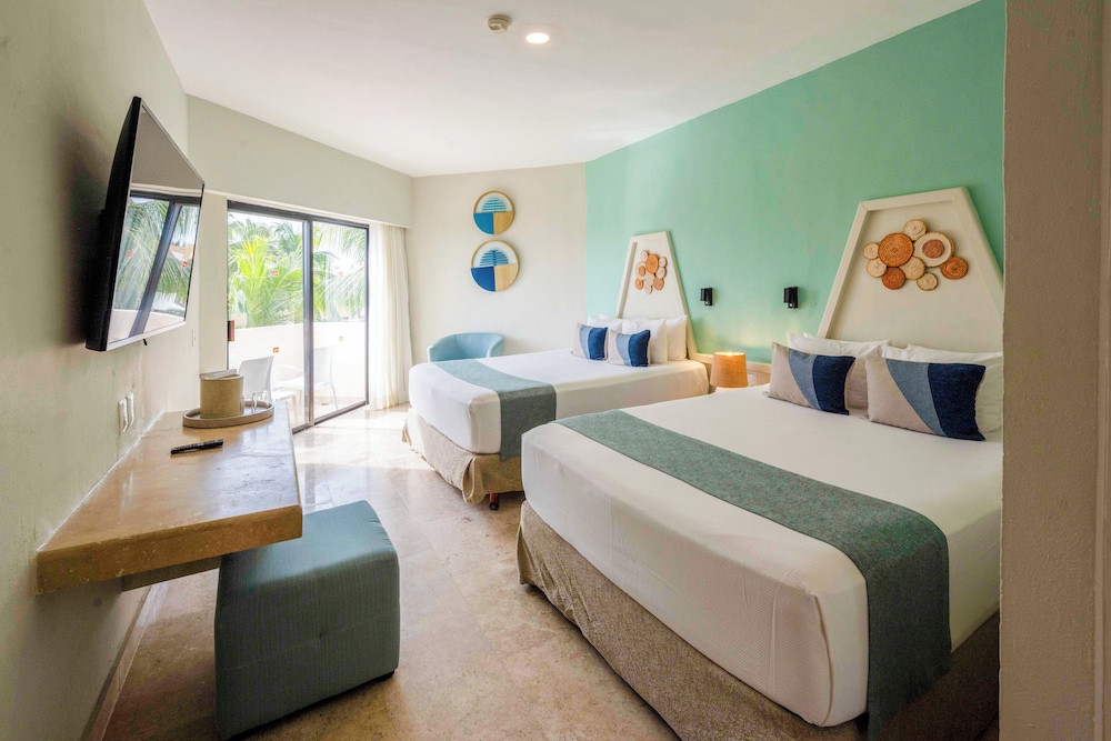 Viva Maya by Wyndham, A Trademark Resort — Hotel rooms in Playa del Carmen, Quintana Roo