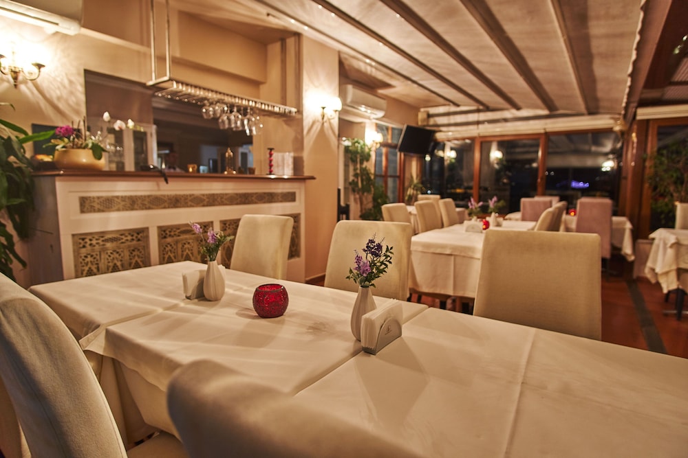 Celal Sultan Hotel - Special Class — Restaurant & bars in Istanbul, Istanbul