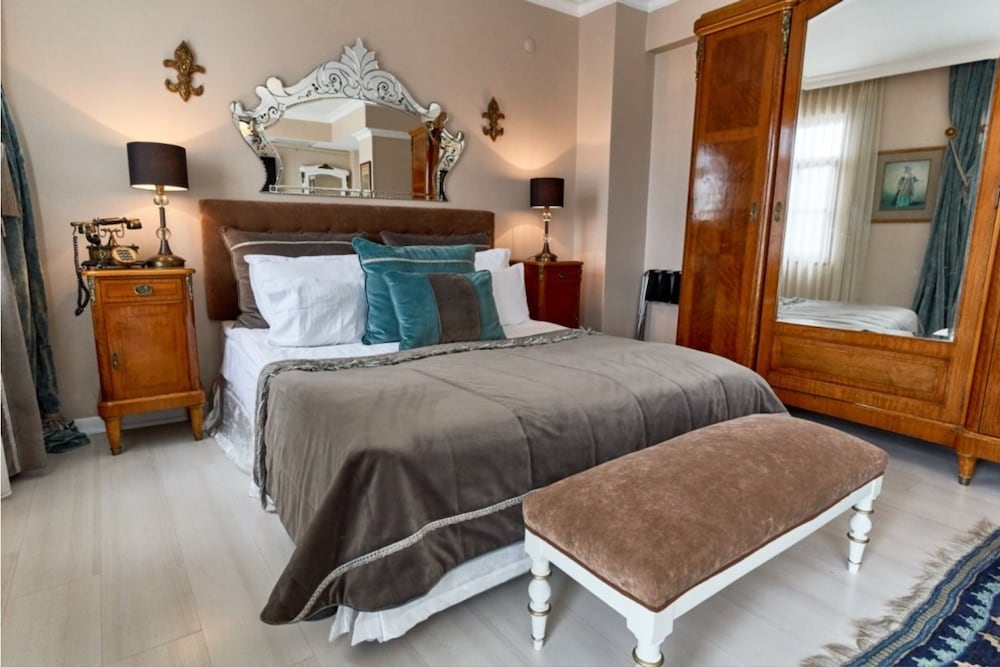 Celal Sultan Hotel - Special Class — Hotel rooms in Istanbul, Istanbul