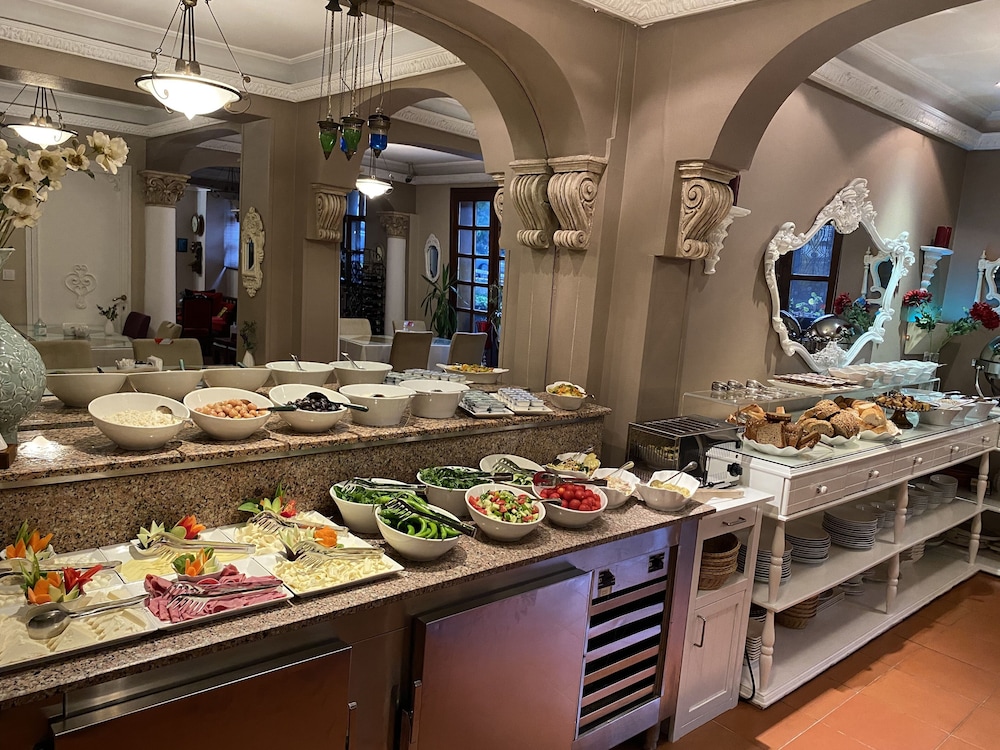 Celal Sultan Hotel - Special Class — Restaurant & bars in Istanbul, Istanbul