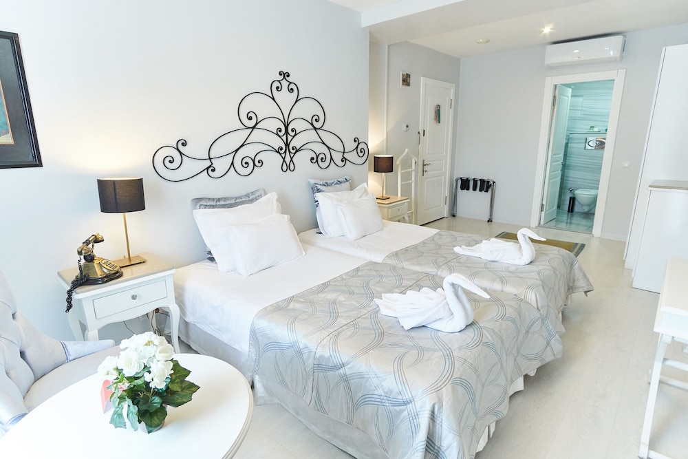 Celal Sultan Hotel - Special Class — Hotel rooms in Istanbul, Istanbul