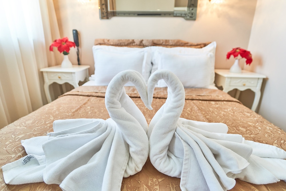 Celal Sultan Hotel - Special Class — Hotel rooms in Istanbul, Istanbul