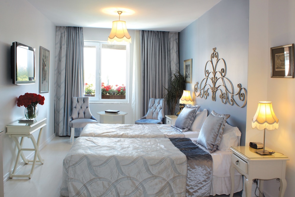 Celal Sultan Hotel - Special Class — Hotel rooms in Istanbul, Istanbul
