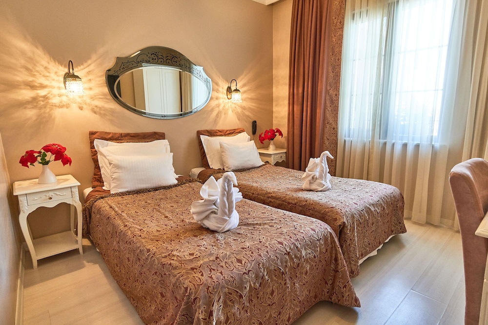 Celal Sultan Hotel - Special Class — Hotel rooms in Istanbul, Istanbul