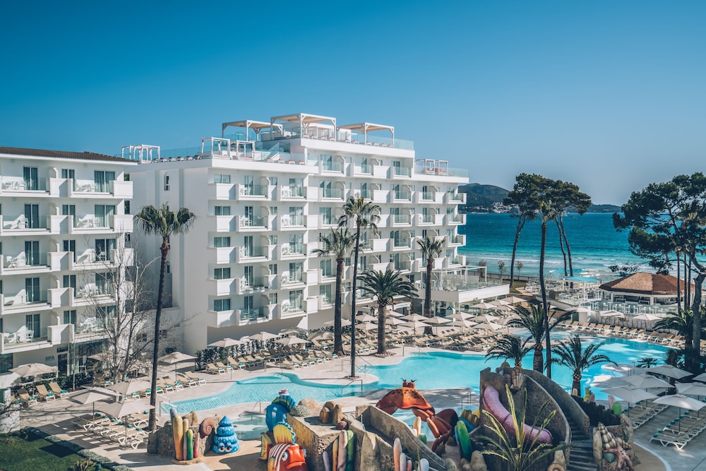 Iberostar Waves Alcudia Park — Main photo in Playa de Muro, Balearic Islands