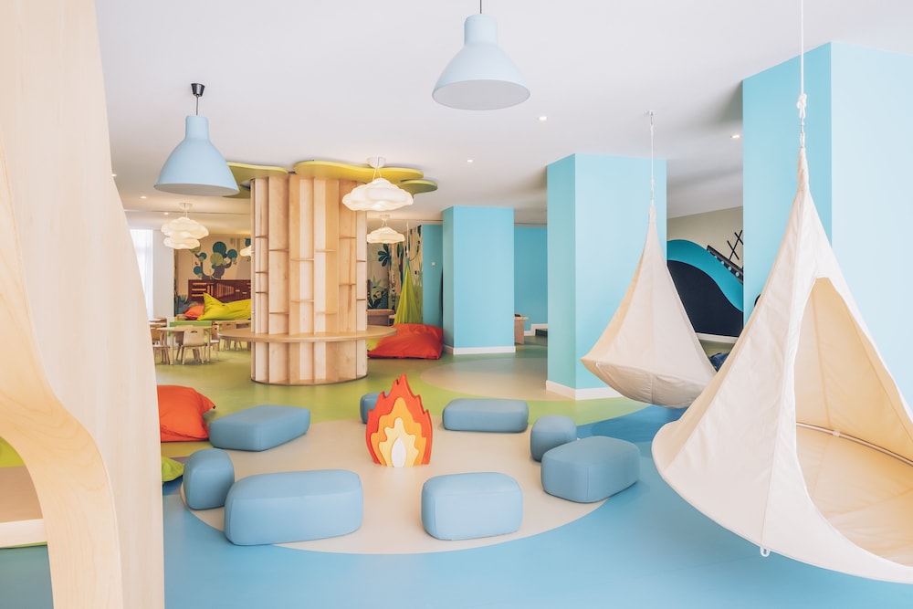 Iberostar Waves Alcudia Park — Attractions for children in Playa de Muro, Balearic Islands