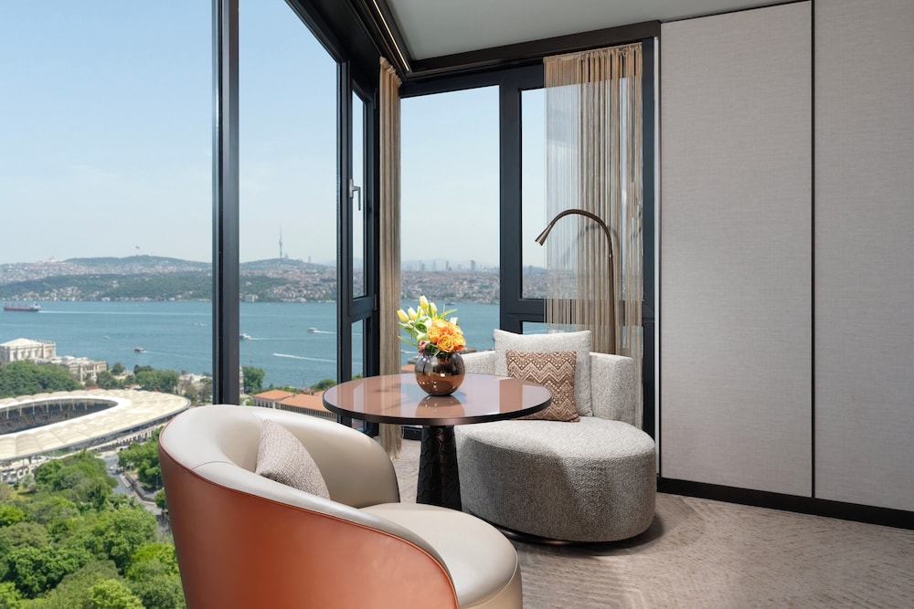 InterContinental Istanbul by IHG — Hotel rooms in Istanbul, Istanbul
