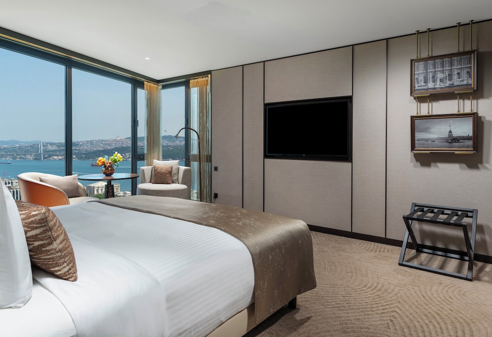 InterContinental Istanbul by IHG — Hotel rooms in Istanbul, Istanbul