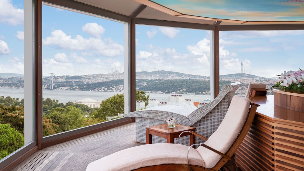InterContinental Istanbul by IHG — Hotel rooms in Istanbul, Istanbul