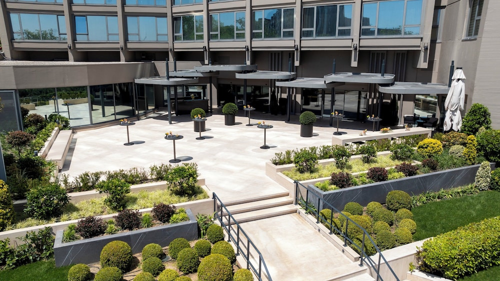 InterContinental Istanbul by IHG — Hotel building in Istanbul, Istanbul